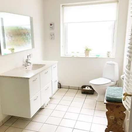 Bed and breakfast Kirkevaengets Mini *